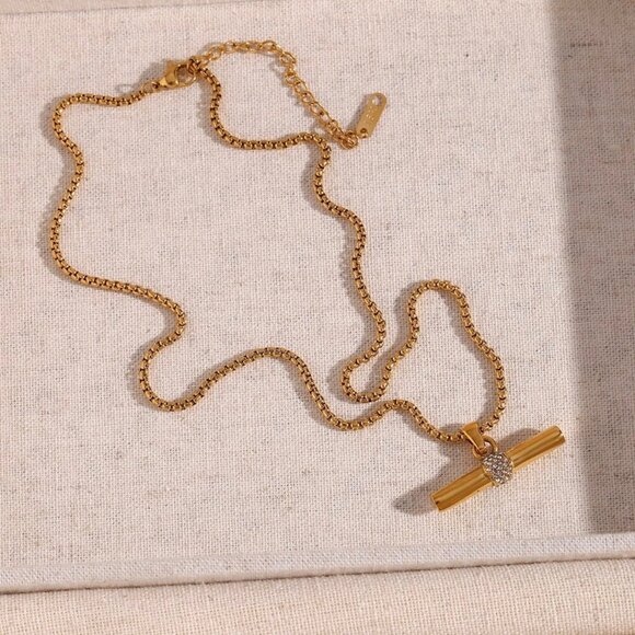 New Bar Pendant Necklace 18K Gold Plated Rhinestone Contemporary Minimalist - Picture 9 of 11